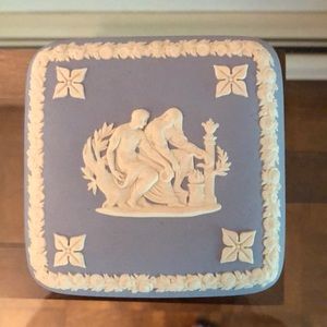 Wedgewood Trinket Box